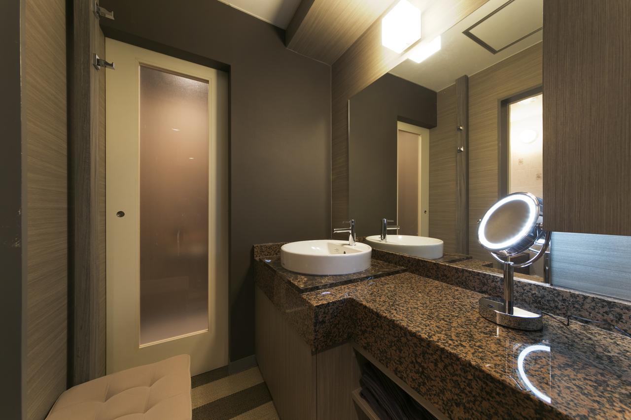 Hotel Lotus Kobe (Adults Only) Dış mekan fotoğraf